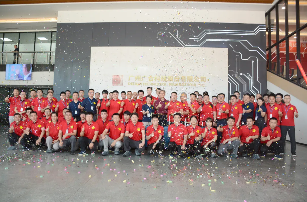 接旗出征！！设施治理团队出征泰国拉斯维加斯9888