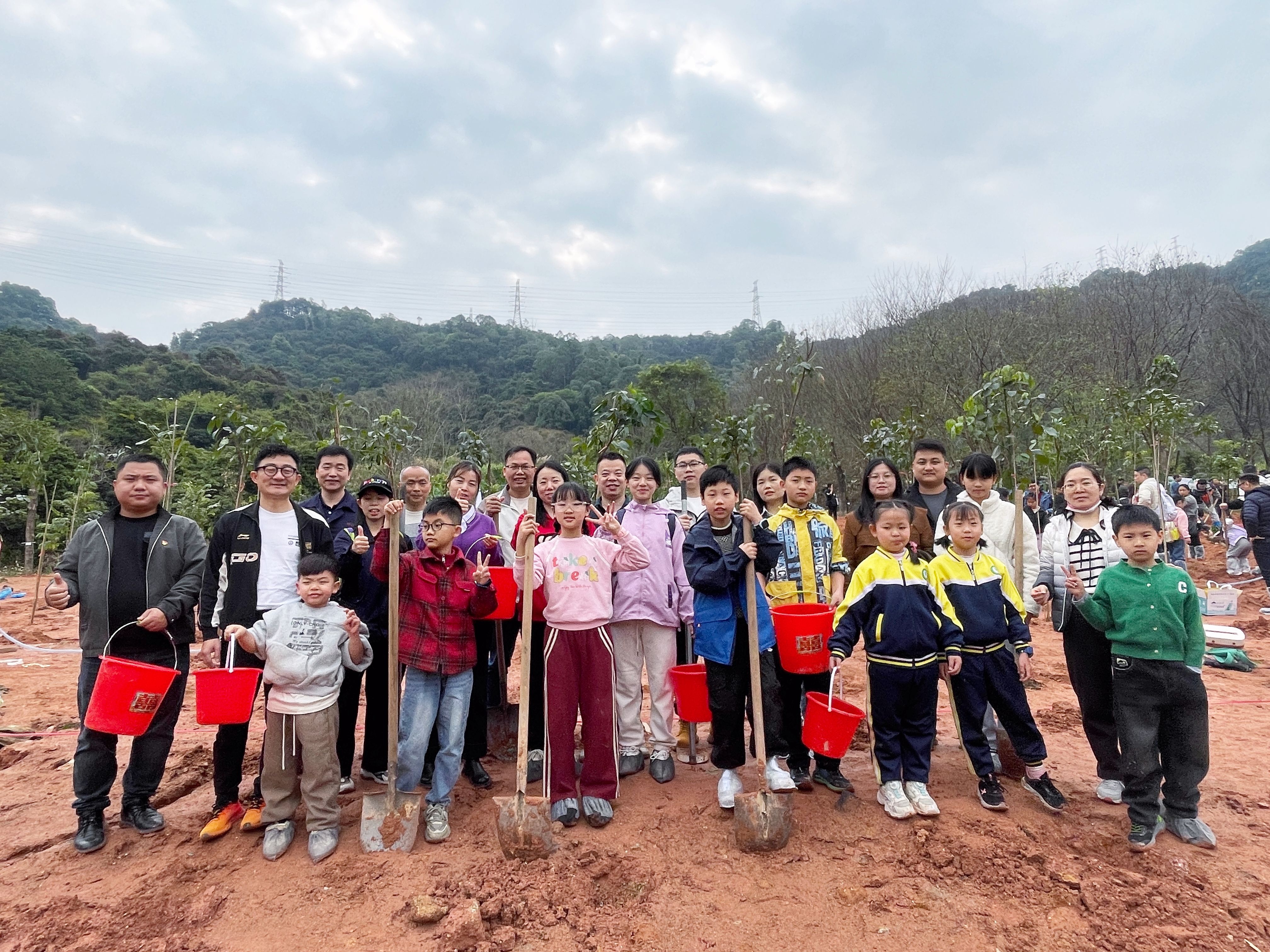 植树造林，，拉斯维加斯9888责任与继承！！！